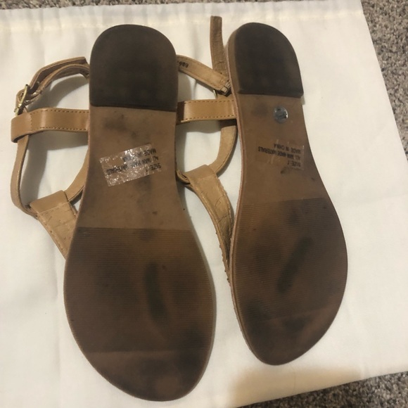 Sandals - Picture 3 of 4